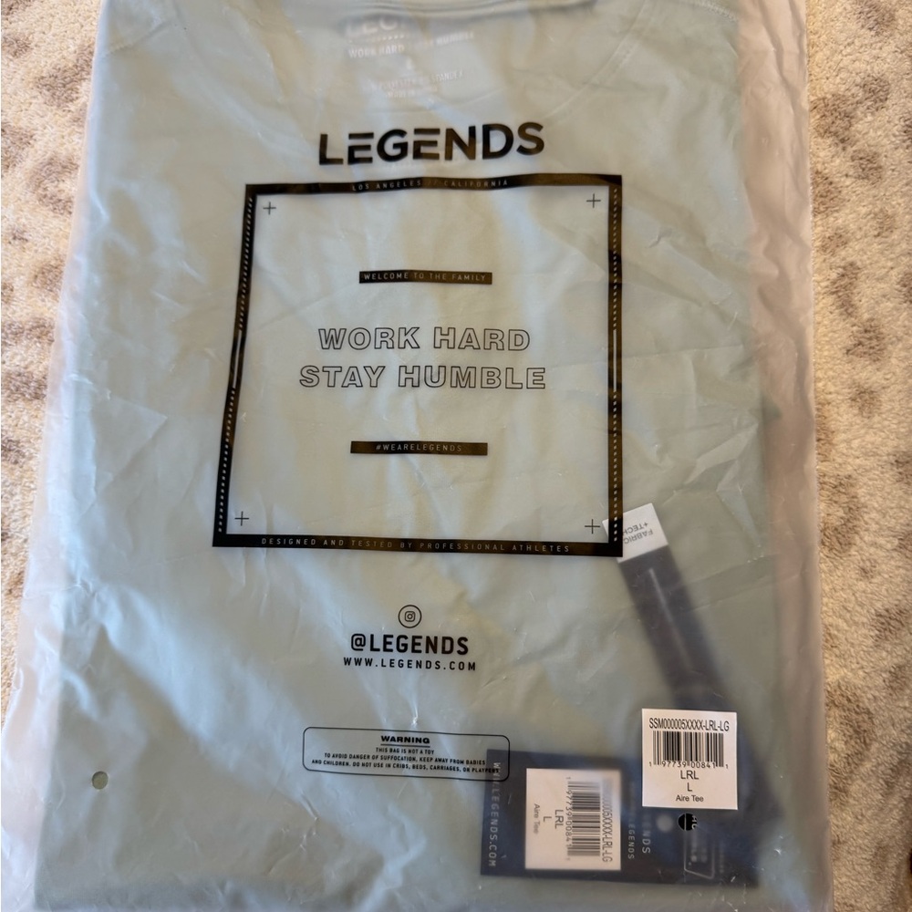 Legends Graphic T-Shirt in Laurel
